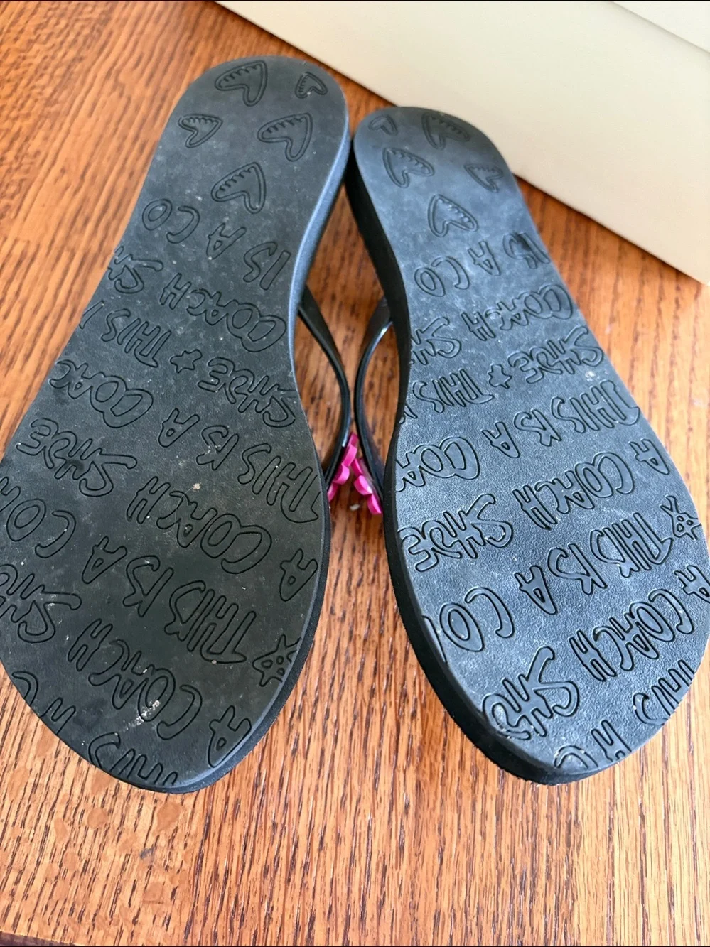 Coach Kerrie jelly print flip flops